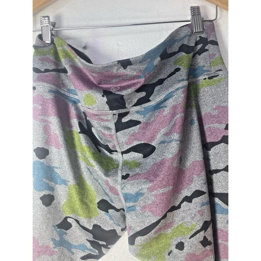 VOGO Athletica Womens Leggings XL Watercolor  Blues Black Coin/key Pocket Capri